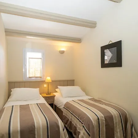 Holiday home Les Minutias Village La Couarde-sur-Mer