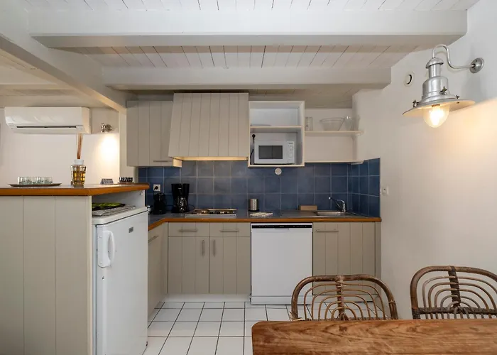 Holiday home Les Minutias Village La Couarde-sur-Mer