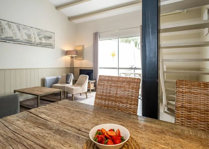 Les Minutias Village * La Couarde-sur-Mer